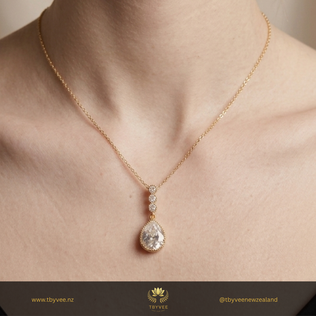 Golden Pear Drop Set