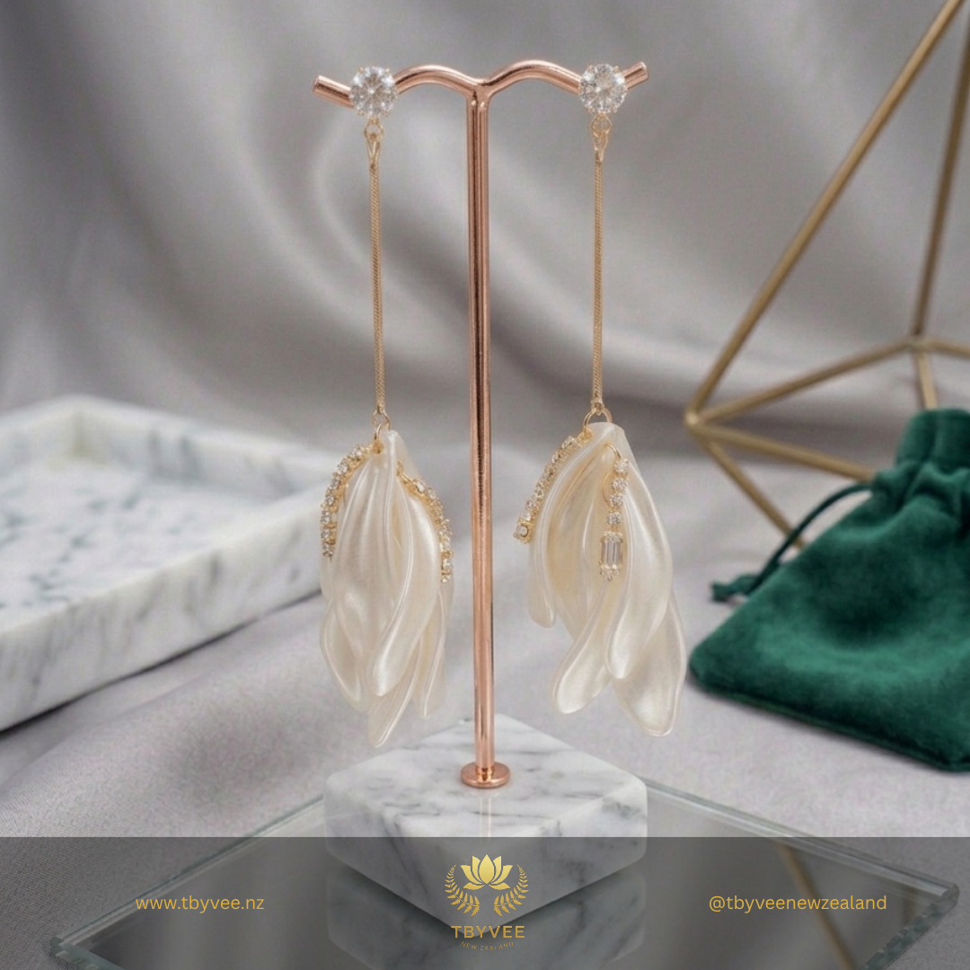 Ivory Horizon Pendants