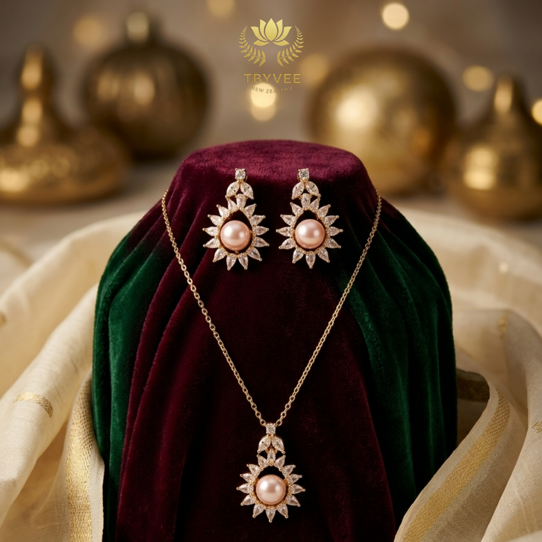 Takshvi Necklace Set